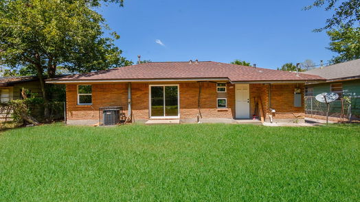 Houston 1-story, 3-bed 7724 Bretshire Drive-idx