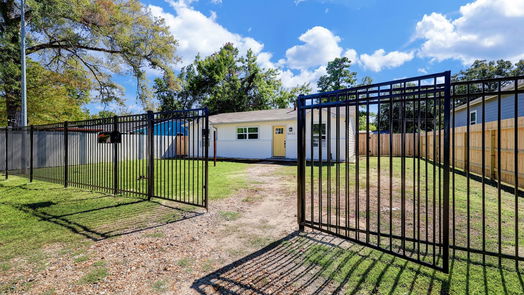 Houston 1-story, 3-bed 6322 Mohawk Street-idx