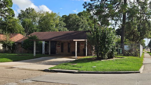 Houston 1-story, 3-bed 6502 Leedale Street-idx