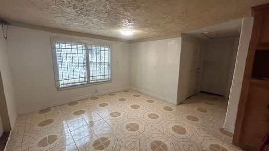Houston 1-story, 5-bed 4405 Plaag Street-idx