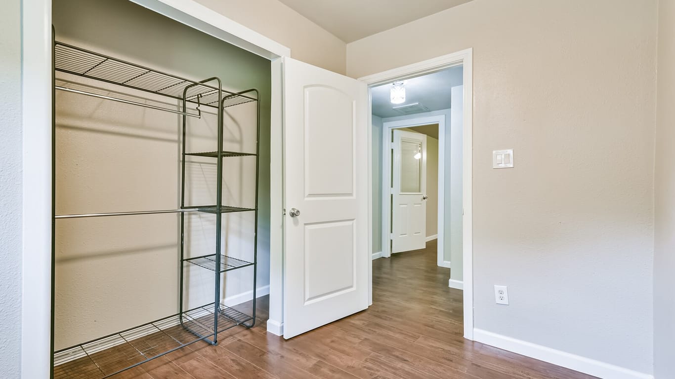 Houston 1-story, 4-bed 5017 Boicewood Street-idx