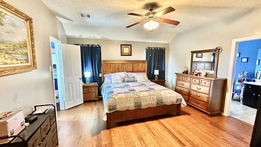 Houston 2-story, 3-bed 7427 Ida Wells Forest Drive-idx