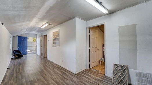 Houston 1-story, 1-bed 6815 Bleker Street-idx