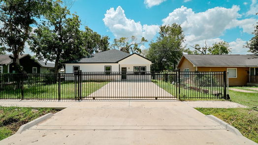 Houston 1-story, 4-bed 8703 Autumn Lane-idx