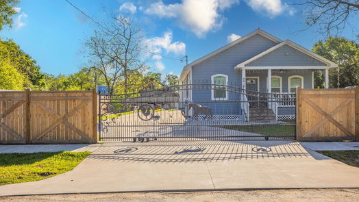 Houston 1-story, 3-bed 8610 Sandra Street-idx