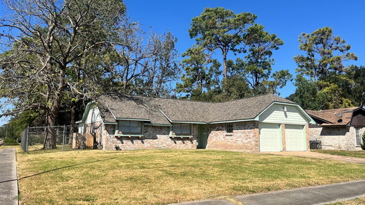 Houston 1-story, 3-bed 10325 Woodwick Street-idx