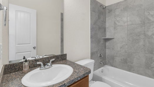 Houston null-story, 3-bed 7435 Senfronia Hills Drive-idx