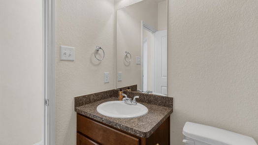 Houston 1-story, 3-bed 7435 Senfronia Hills Drive-idx