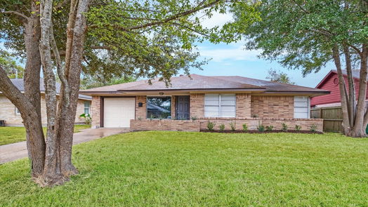 Houston null-story, 5-bed 10222 Bretton Drive-idx