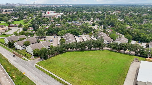 Houston 1-story, 1-bed 7313 Gulf Freeway 603-idx