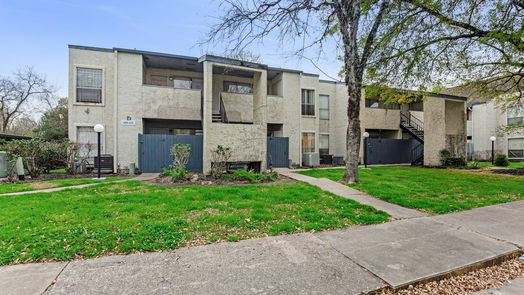 Houston 1-story, 1-bed 7313 Gulf Freeway 403-idx