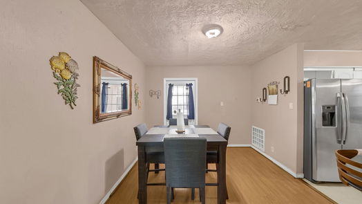 Houston 1-story, 3-bed 5714 Meadow Creek Lane-idx
