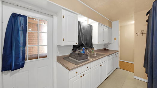 Houston 1-story, 3-bed 5714 Meadow Creek Lane-idx