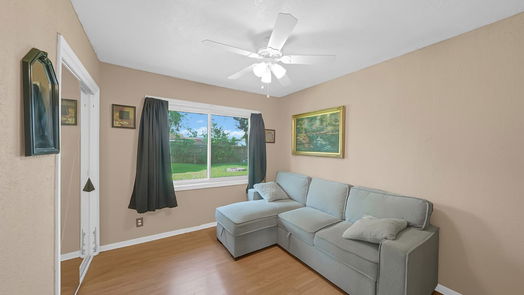 Houston 1-story, 3-bed 5714 Meadow Creek Lane-idx
