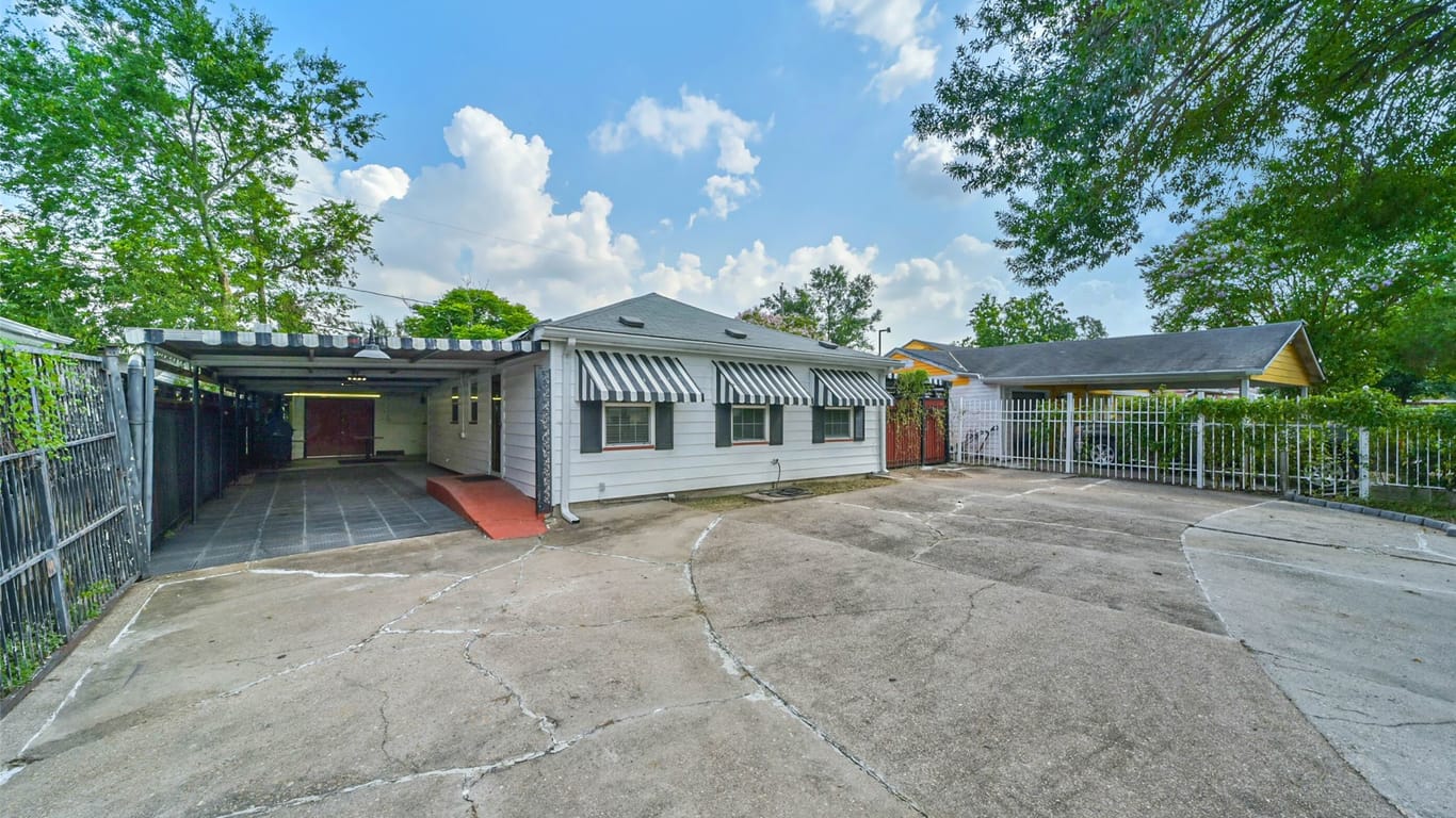 Houston 1-story, 3-bed 8064 Milredge Street-idx