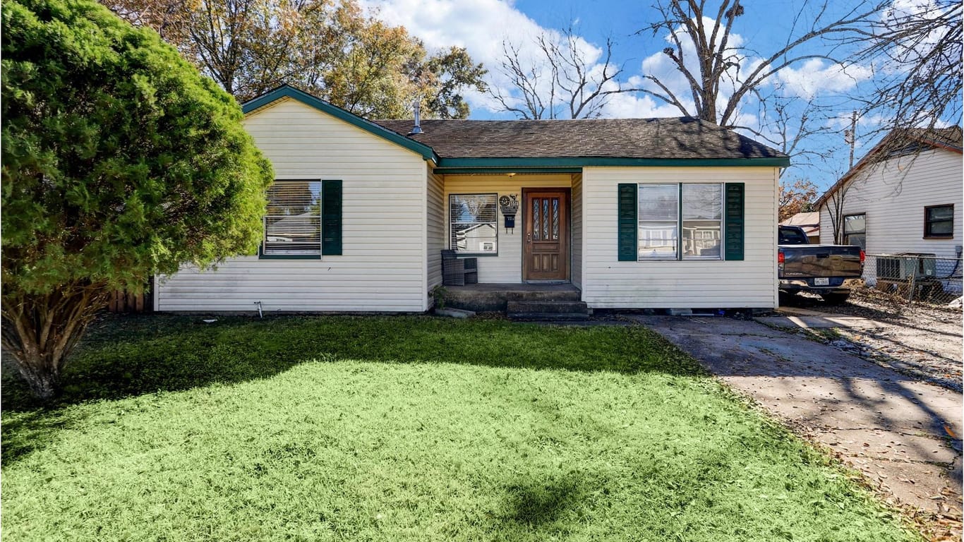 Houston 1-story, 3-bed 5518 Sweetbriar Street-idx