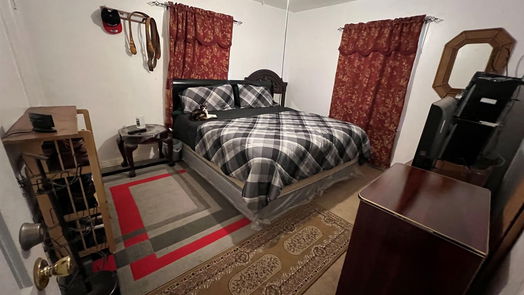 Houston 1-story, 4-bed 8527 Brower Street-idx