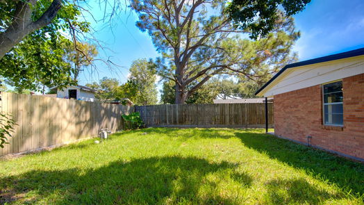 Houston 1-story, 3-bed 5559 Winding Creek Way-idx