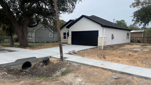 Houston null-story, 3-bed 8305 JENNINGS-idx