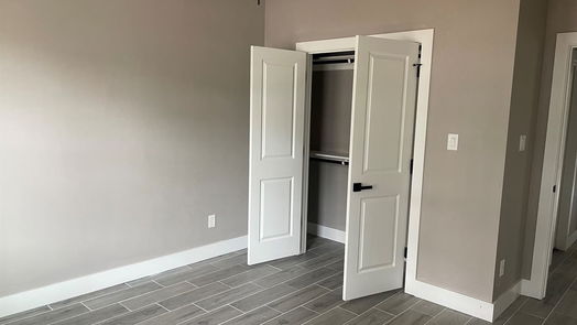 Houston null-story, 3-bed 8305 JENNINGS-idx