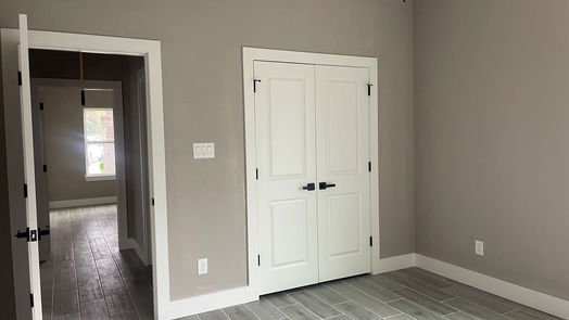Houston null-story, 3-bed 8305 JENNINGS-idx
