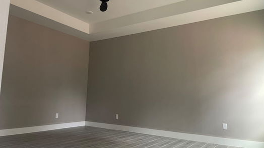 Houston null-story, 3-bed 8305 JENNINGS-idx