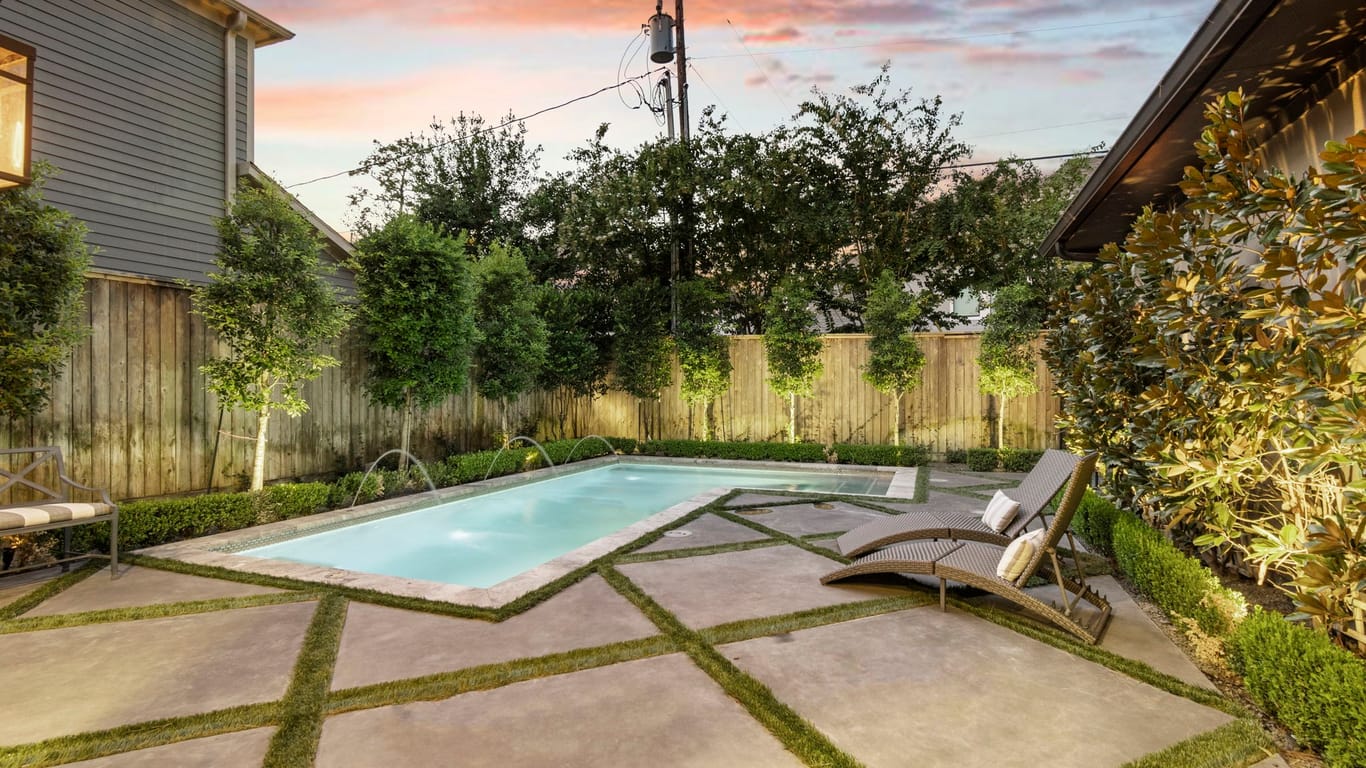 Houston 2-story, 5-bed 1402 Chippendale Road-idx