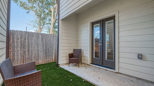Houston 3-story, 3-bed 880 Wakefield Drive B-idx