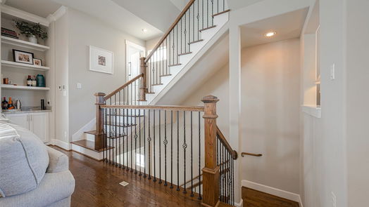 Houston 3-story, 3-bed 880 Wakefield Drive B-idx