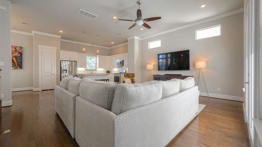 Houston 3-story, 3-bed 880 Wakefield Drive B-idx