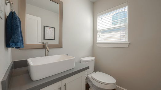 Houston 3-story, 3-bed 880 Wakefield Drive B-idx