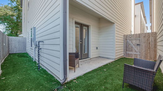 Houston 3-story, 3-bed 880 Wakefield Drive B-idx