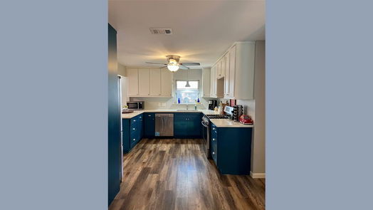 Houston 1-story, 3-bed 2326 Gardenia Drive-idx