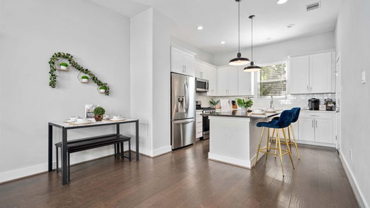 Houston 3-story, 3-bed 622 Janisch Road F-idx