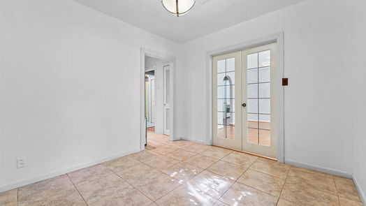 Houston 1-story, 2-bed 404 W 31st Street-idx