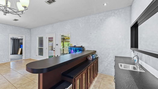 Houston 1-story, 2-bed 404 W 31st Street-idx
