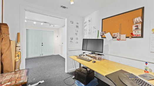 Houston 1-story, 2-bed 404 W 31st Street-idx