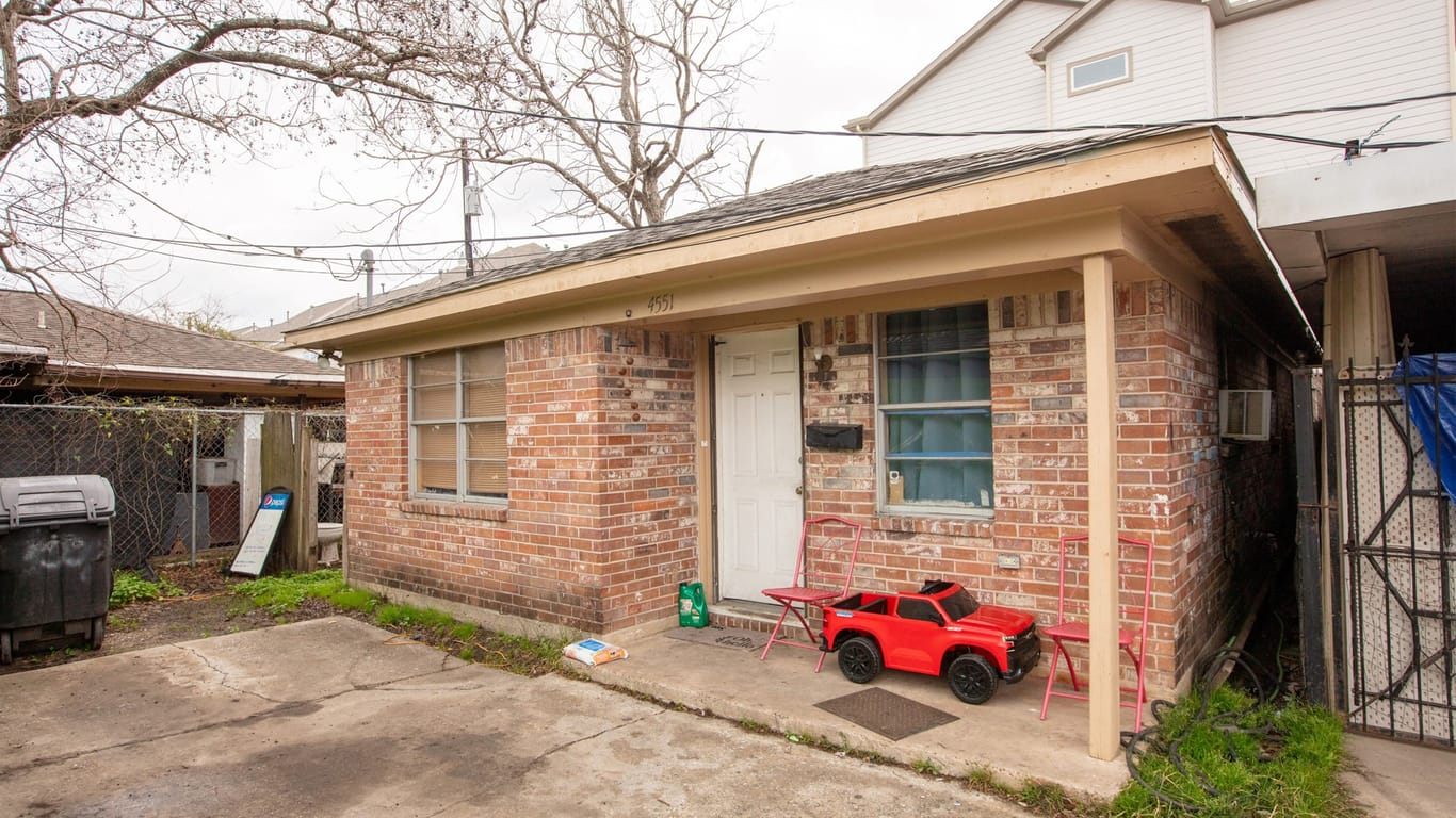 Houston 1-story, 2-bed 4551 Pecan Park Circle-idx