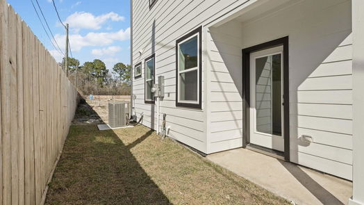 Houston 3-story, 3-bed 4705 Thornton Villas Lane-idx