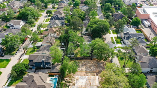 Houston 2-story, 5-bed 216 W 31st Street-idx