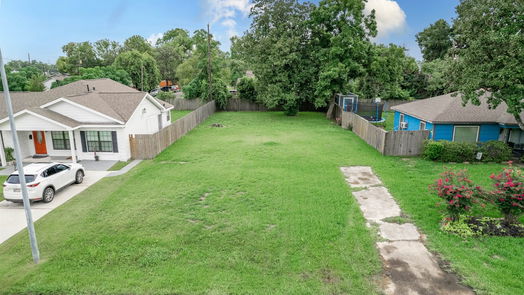 Houston null-story, null-bed 225 Hyta Street-idx