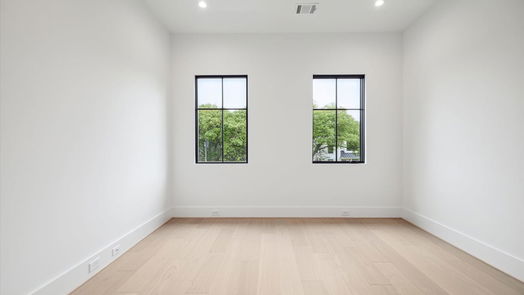 Houston 2-story, 4-bed 958 W 42nd Street-idx