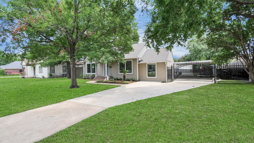 Houston 1-story, 4-bed 607 W 30th Street-idx