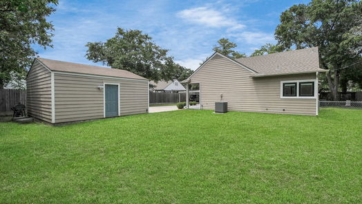 Houston 1-story, 4-bed 607 W 30th Street-idx