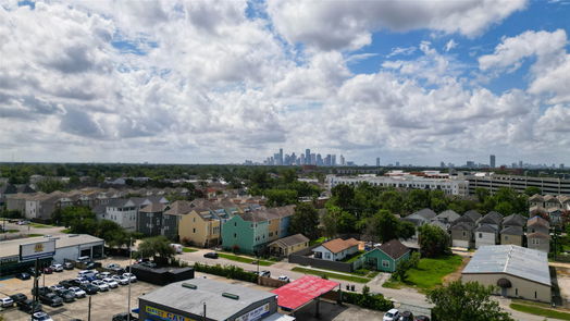 Houston 2-story, 5-bed 404 W 30th Street-idx