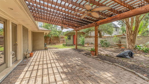 Houston 1-story, 2-bed 518 Azaleadell Drive-idx