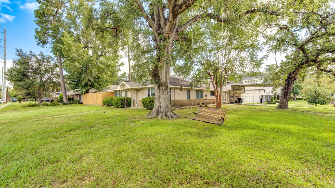 Houston 1-story, 4-bed 4902 Oak Forest Drive-idx