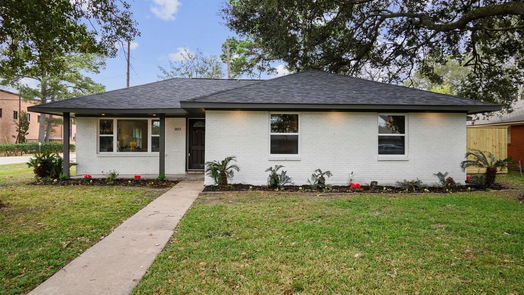 Houston 1-story, 3-bed 803 Judiway Street-idx