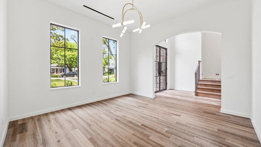 Houston 2-story, 5-bed 335 W 34th Street-idx