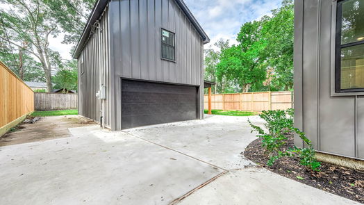 Houston 2-story, 5-bed 404 W 30th Street-idx